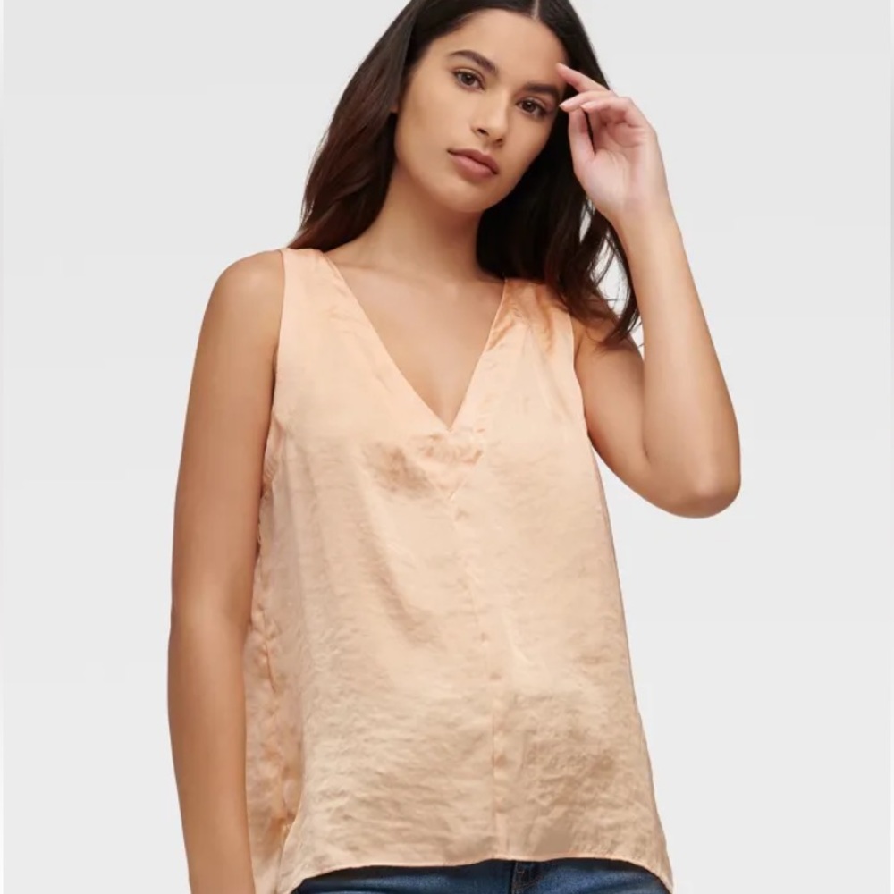DKNY V Neck Silky Peach Sleeveless Blouse - Picture 1 of 6
